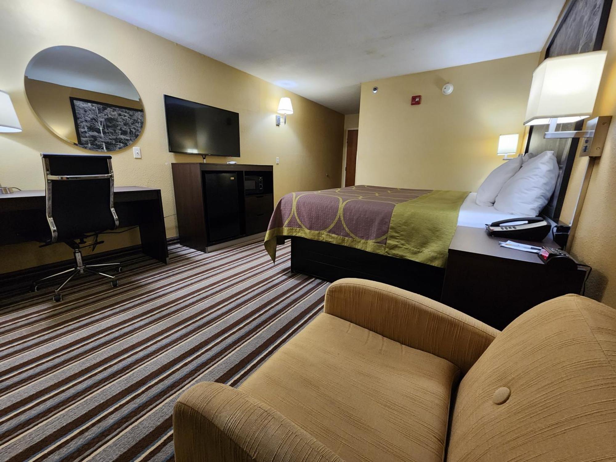 Super 8 By Wyndham Pine Bluff Hotel Exterior foto